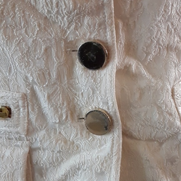 Cache Luxe - Picture 3 of 8